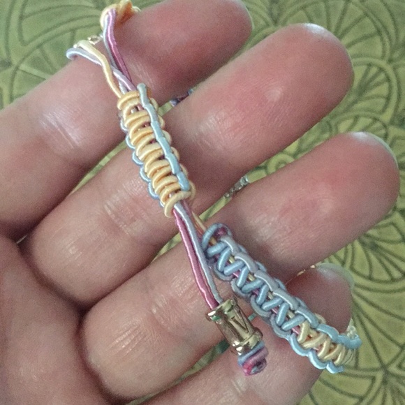 Vince Camuto Crystal Snake Macramé Bracelet NWT - Picture 3 of 5